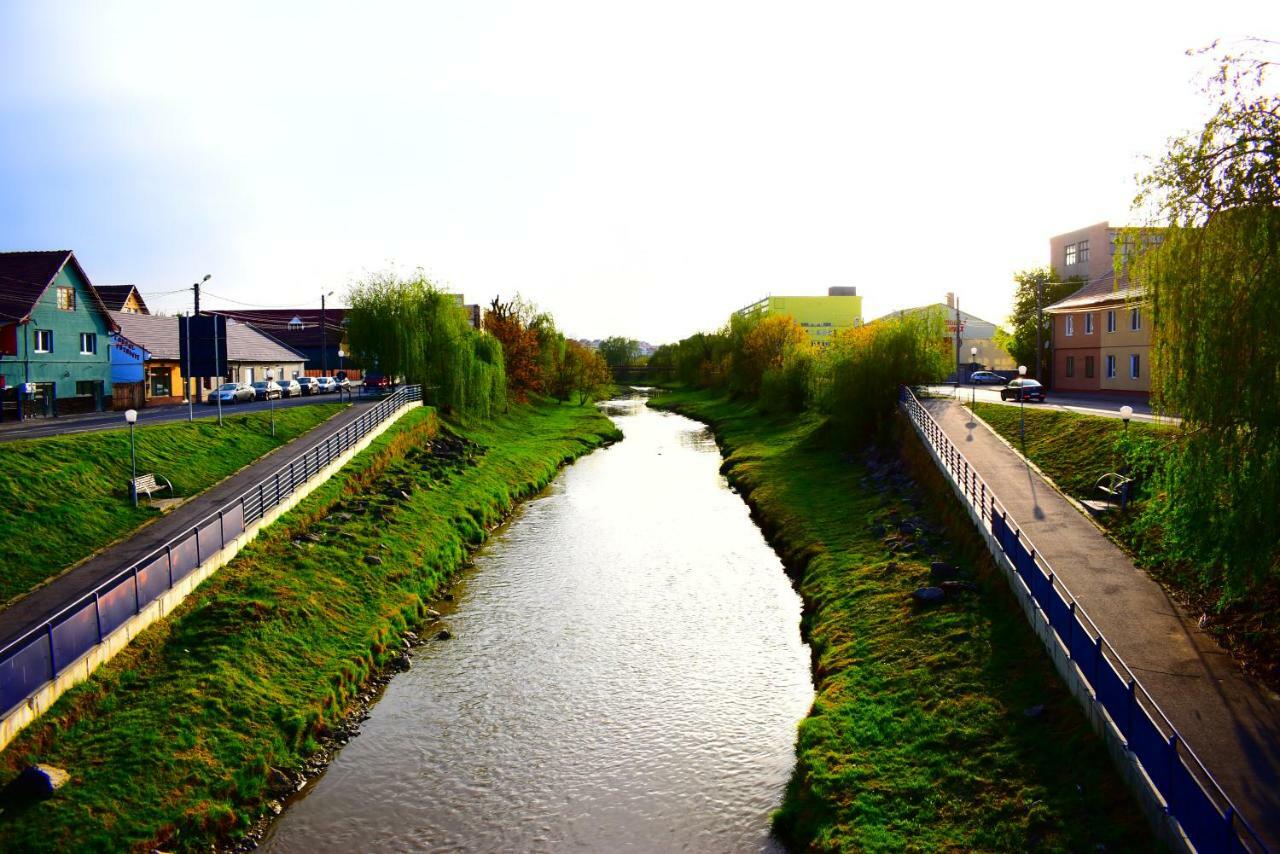 Apartament La Mal Sibiu Ngoại thất bức ảnh